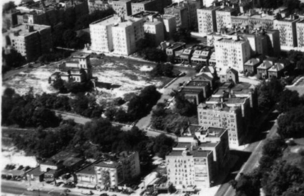 Seaman-Mansion-on-Park-Terrace-aerial-1937.jpg