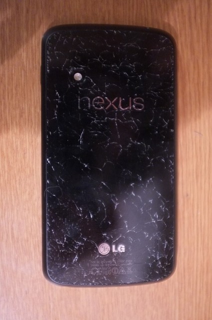 broken-nexus-4-e1367855001884.jpg