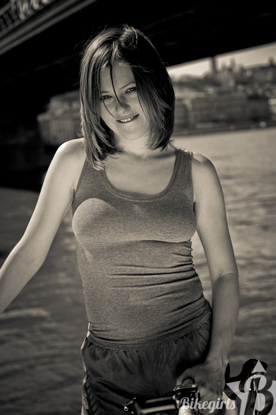 bikegirls-kriszta-budapest-3.jpg