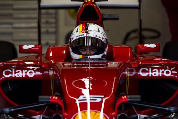 F1 - Ismét Vettel és a Ferrari lett az első!