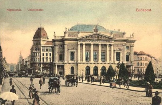 15708_budapest-nemzeti-szinhaz-blaha-lujza-teren-budapesten-1905.jpg