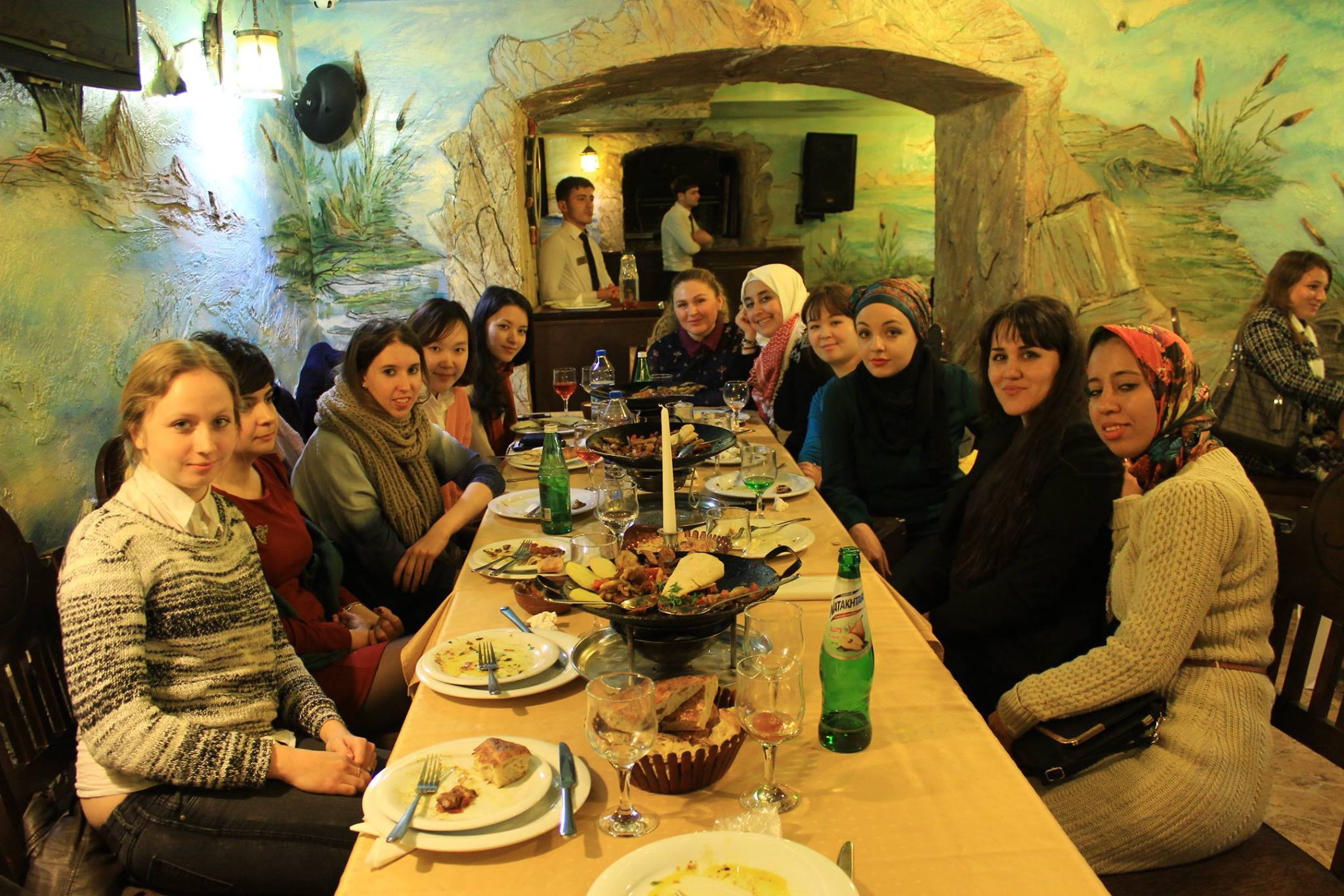 meeting nő tunézia