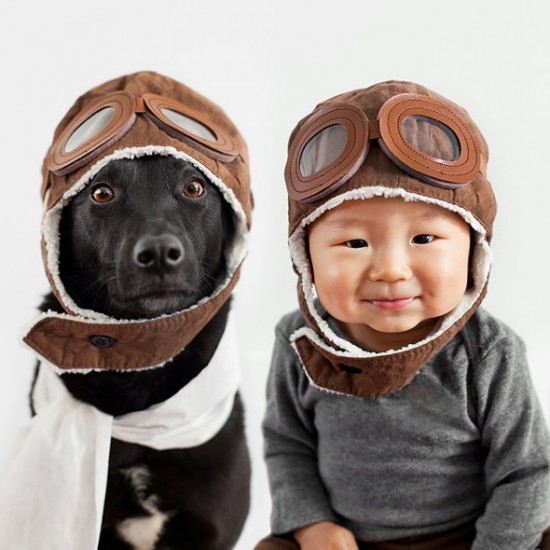 Mother-Takes-Adorable-Portraits-of-Her-10-Month-Old-Baby-and-Their-Rescue-Dog-001-550x550.jpg