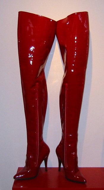 red-thigh-high-boots-dubidub.jpg