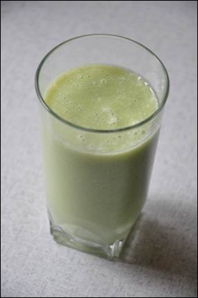 zöld turmix juice avokádós.jpg
