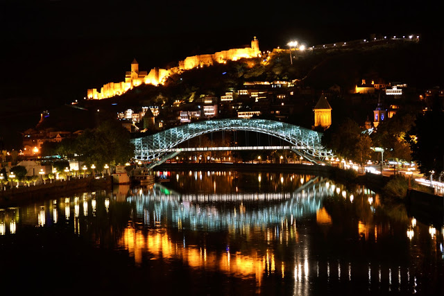 Tbilisi at night.jpg