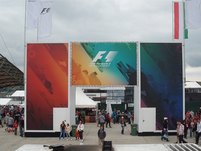 2011.JPG