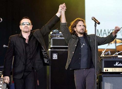 Eddie és Bono.jpg