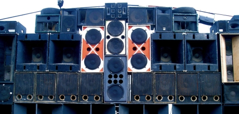 sound-system-speaker-wall_jam.jpg
