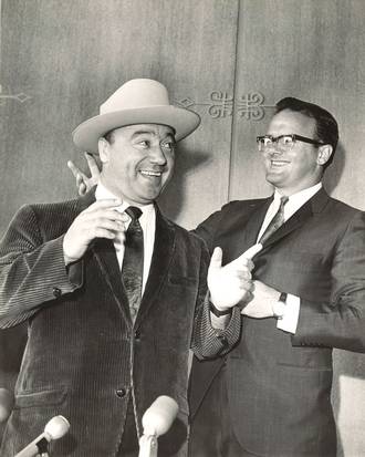Tornado Owner Lamar Hunt, Bob Kap.jpg