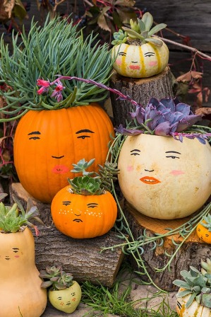 paint-faces-on-pumpkins.jpg
