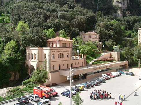 Montserrat_Station-wiki.jpg