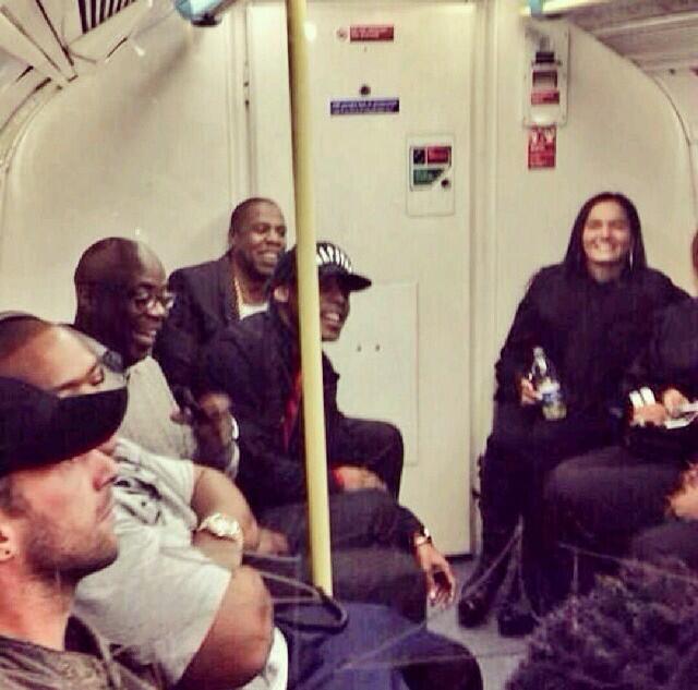 Jay-Z-Takes-The-Tube-to-London-O2-Arena.jpg