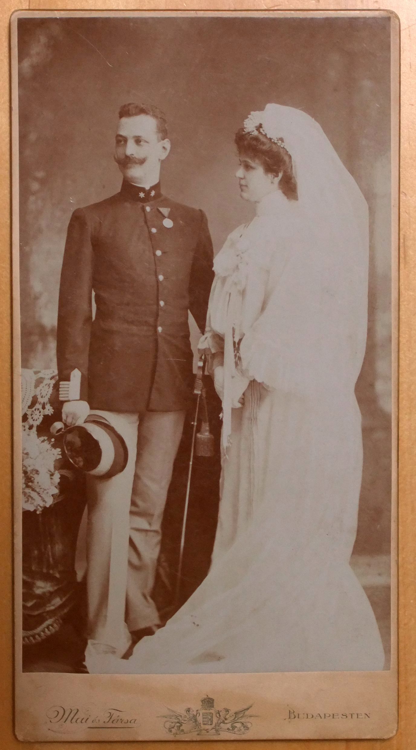 eskuvi_par_1895_k_bankuti_andras_tul.jpg