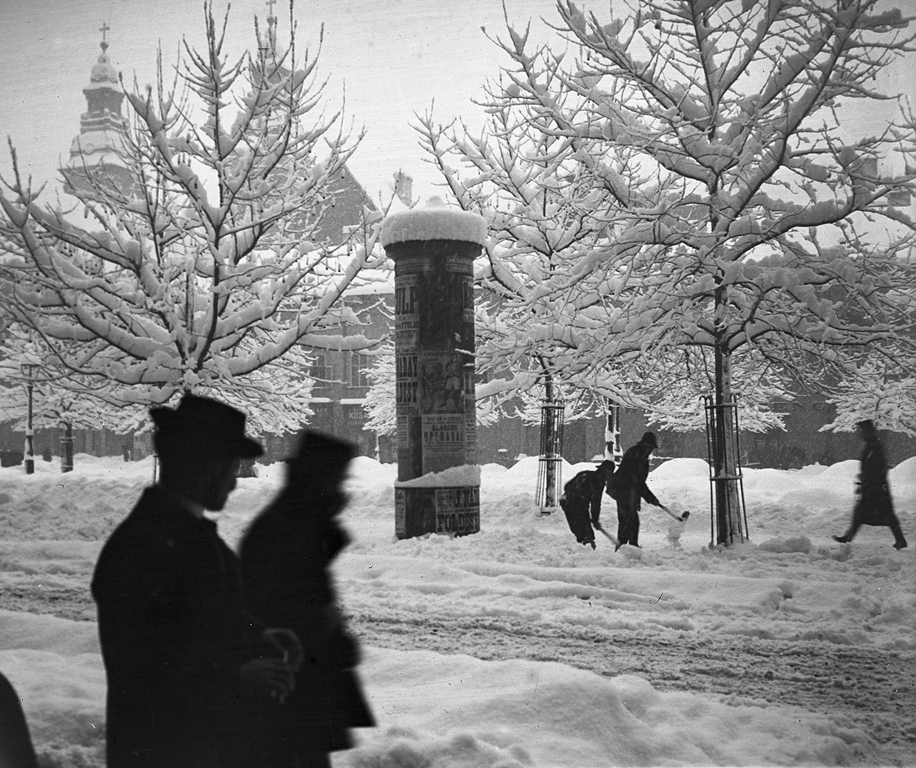 Belváros télen, 1907_2.jpg