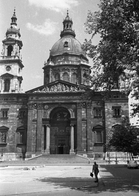 bazilika_1959.jpg