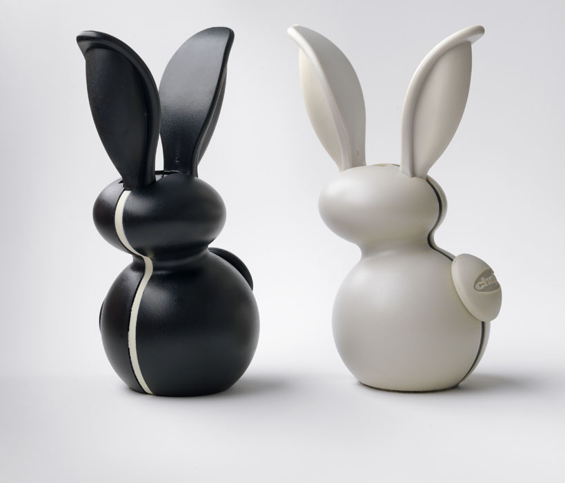salt-and-pepper-grinder-set-in-rabbit-design-108-p.jpg
