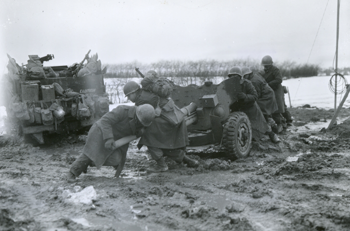 1st-infantry-divi_57mm_antitankgun_dec17.jpg