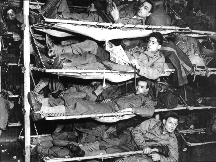 us troops onboard beds.jpg