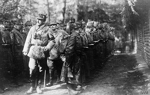 József főherceg szemlét tart csapatai fölött 1917-ben