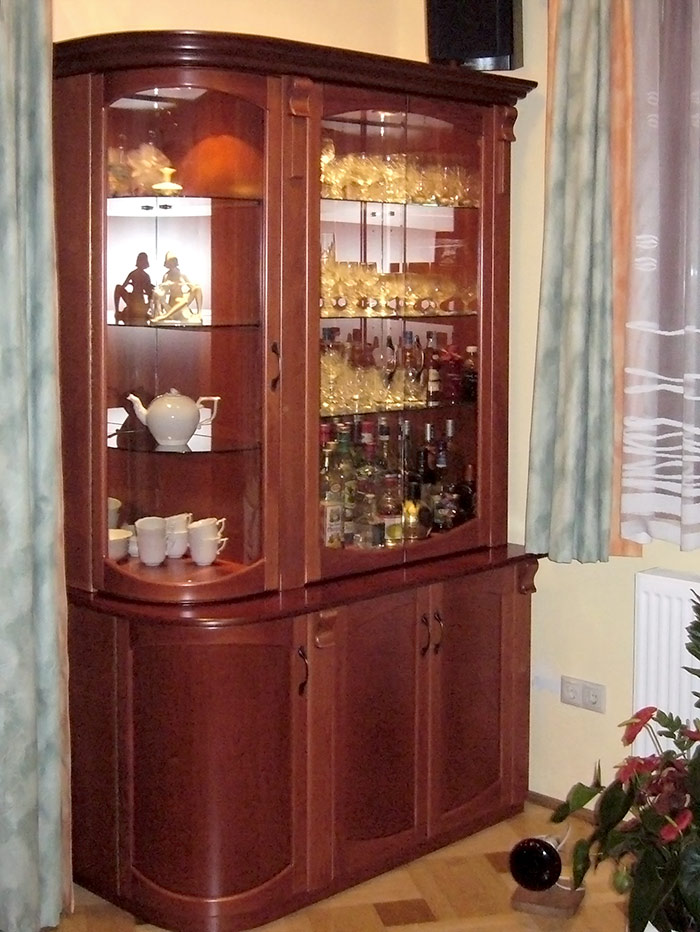 Nappali bútor Ãves vitrin szekrény nappali bútor Nappali vitrines szekrény