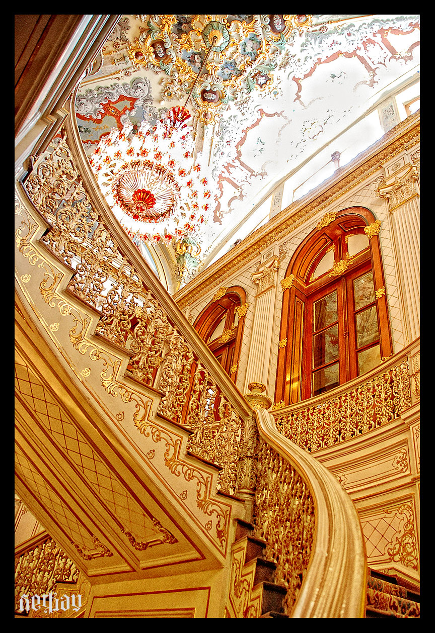 Dolmabahce-Palace12.jpg