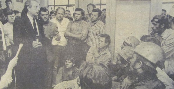 kapolyi_1988_pecs_sztrajk.jpg