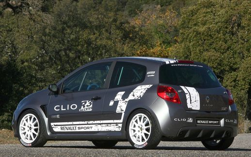Szürke Clio R3 500.jpg