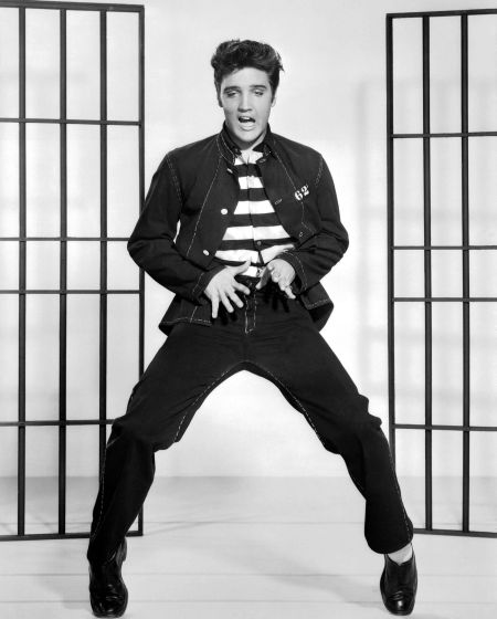 Elvis Presley (1957 Jailhouse Rock)_02.jpg