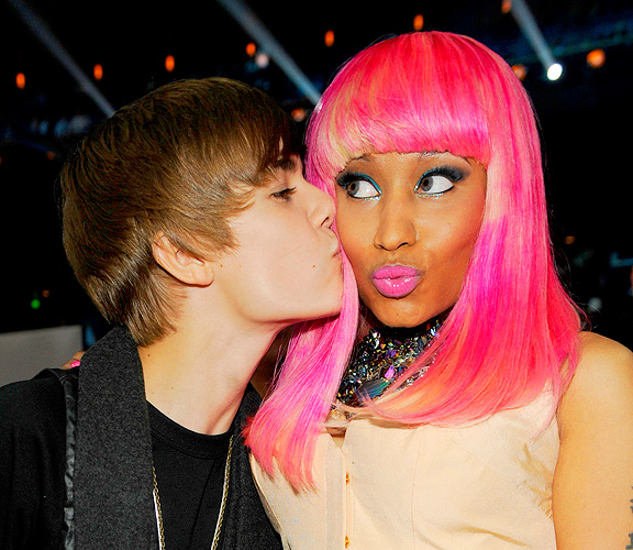 Justin-Bieber-Nicki-Minaj.jpg