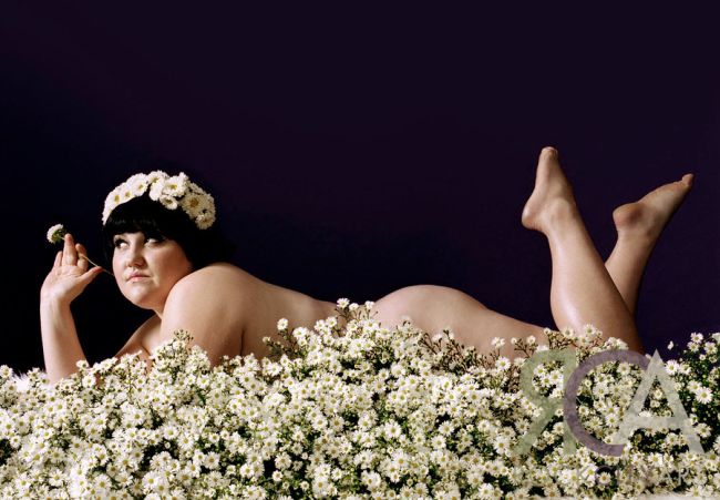 beth_ditto_by_andy_fallon_london_200601_website_image_ying_standard.jpg