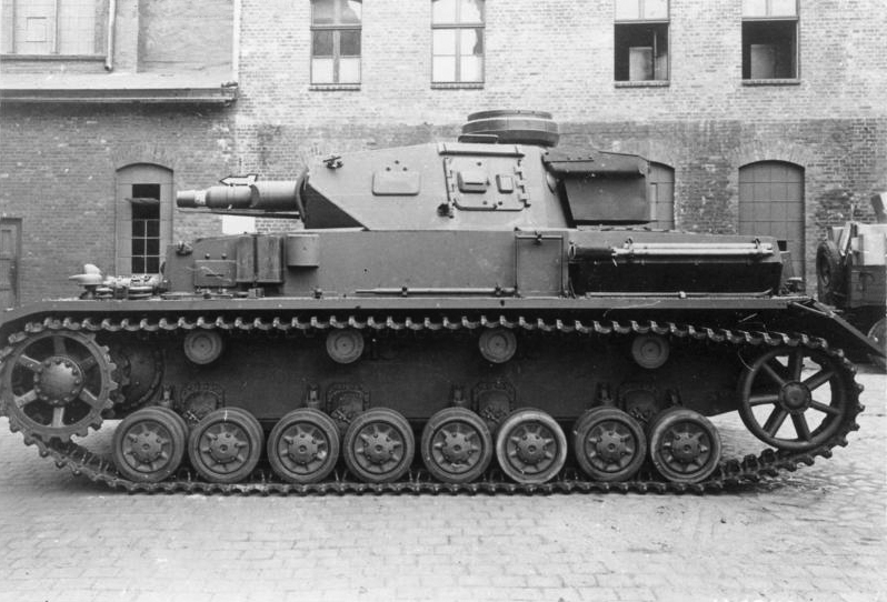 1941_Panzer_IV,_Ausf._F-1.jpg