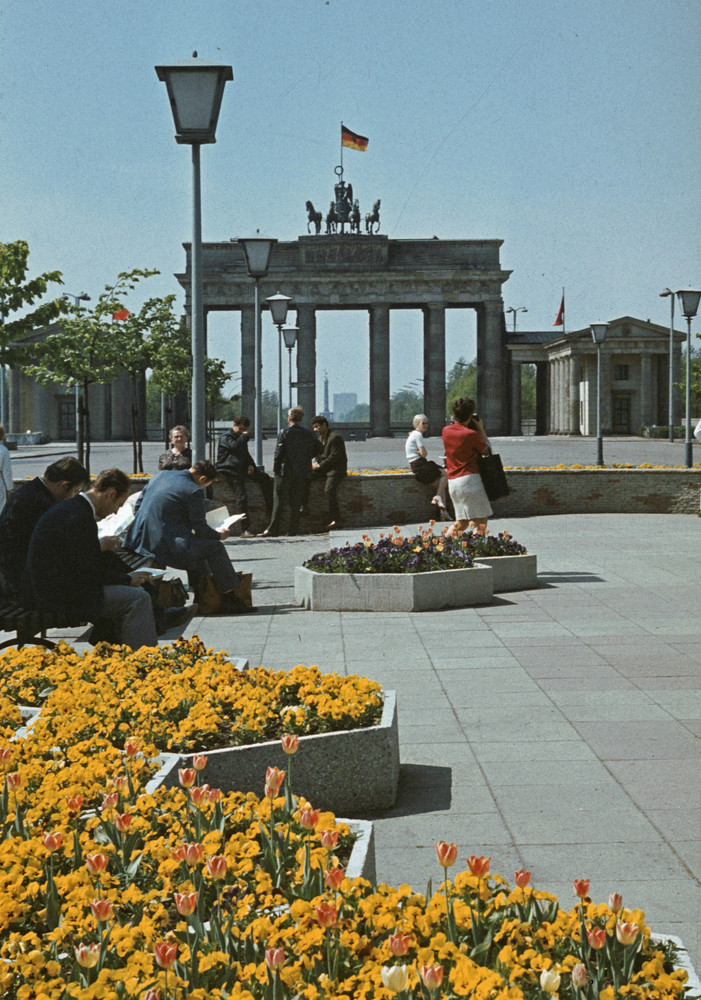 1968. Branderburgi kapu, Kelet-Berlin felől. 2.jpg