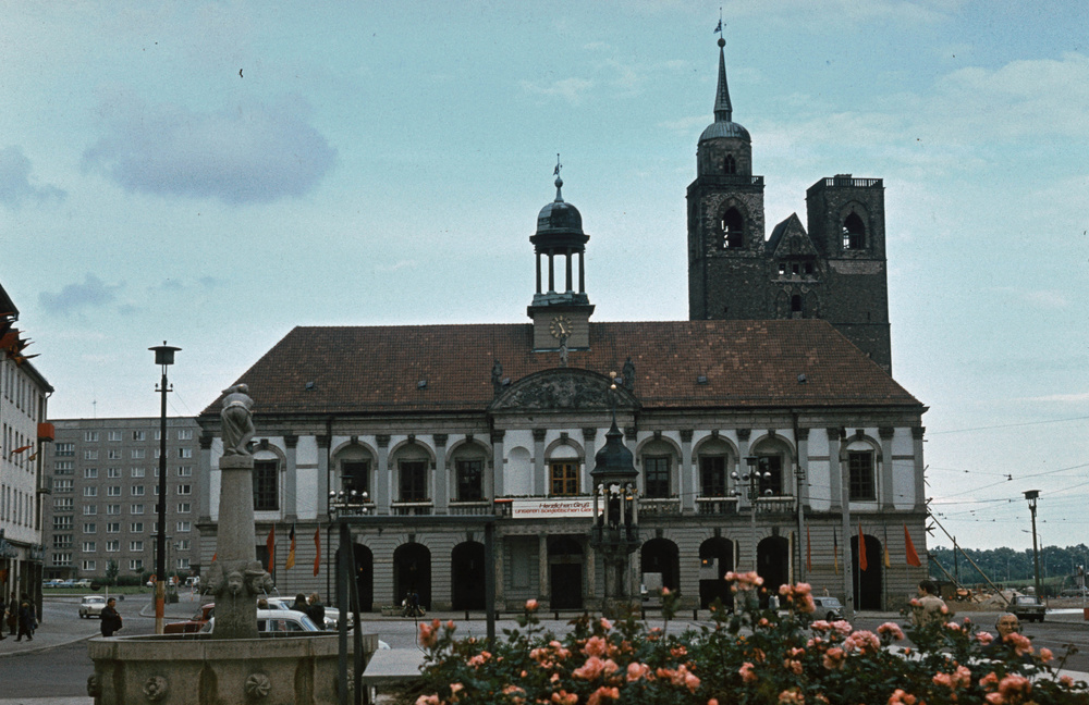 1971. Magdeburg. Városház-tér..jpg