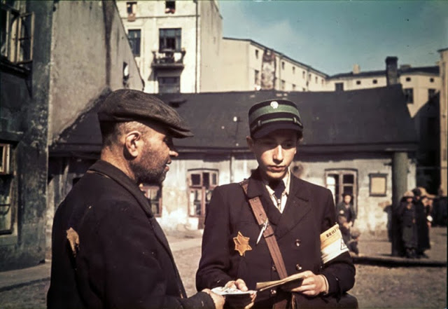 The Lodz Ghetto in 1943 (16).jpg