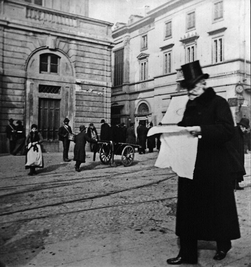 1900. Giuseppe Verdi a milanói Scala előtti téren..jpg