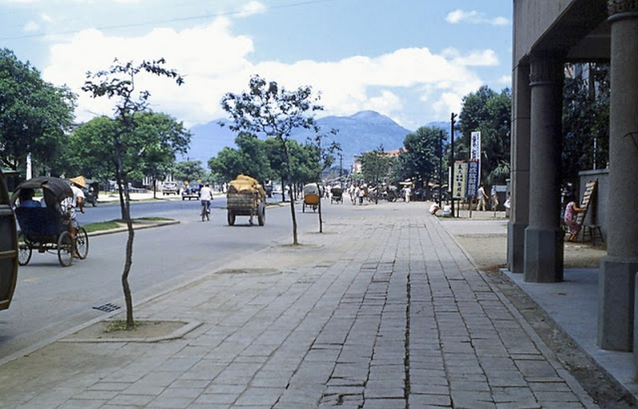 Color Photos of Life in Taiwan from 1950 to 1970 (12).jpg