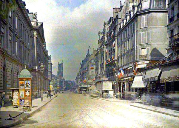 Rare Color Photography of Early 1900s Paris (2).jpg