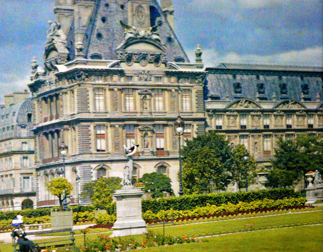 Rare Color Photography of Early 1900s Paris (41).jpg