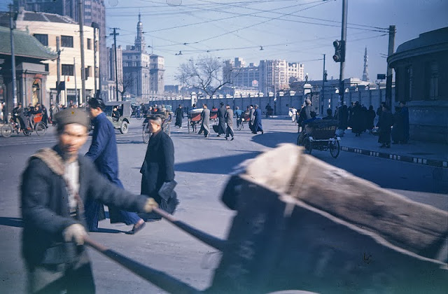Shanghai between 1945 - 1946 (1).jpg