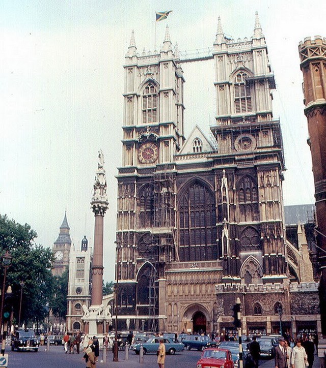 London, 1968 (11).jpg