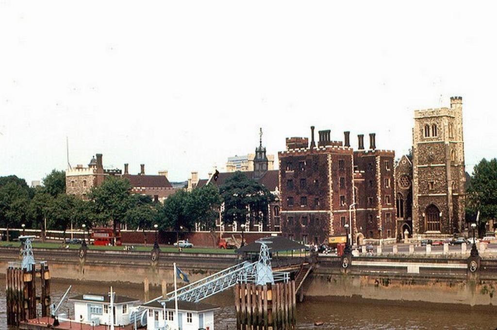 London, 1968 (3).jpg