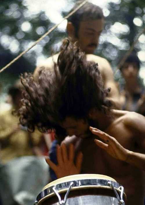 Photos-of-Life-at-Woodstock-1969-40.jpg