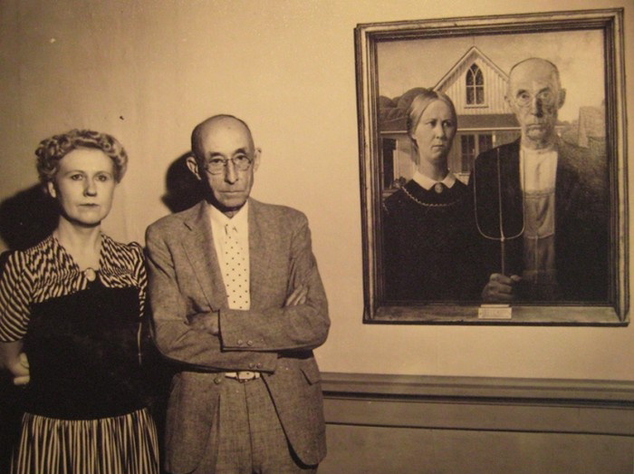 1930. American Gothic. A híres Grant Wood festmény és modelljei..jpg