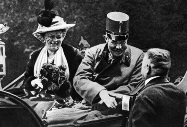 1914-archduke-franz-ferdinand-with-wife_1.jpg