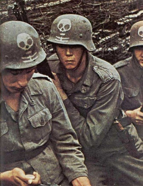 World War II Photos in Color (4).jpg