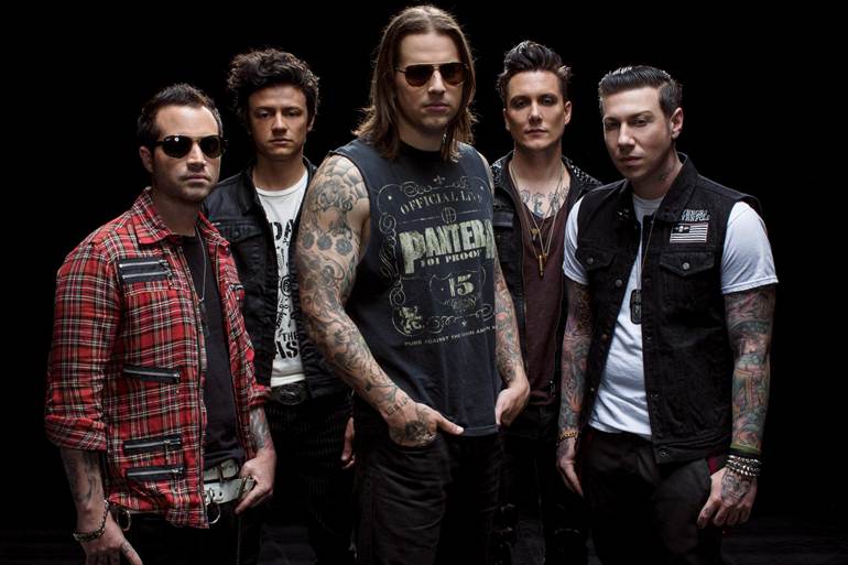 Avenged%20SEvenfold%202013.jpg