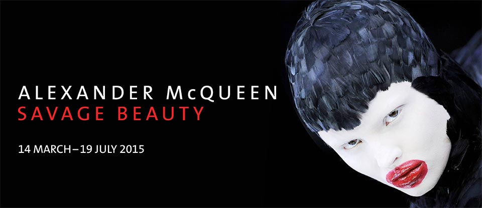 Alexander McQueen kiállítás Londonban!