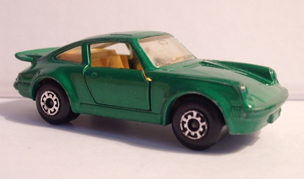 porsche1.jpg