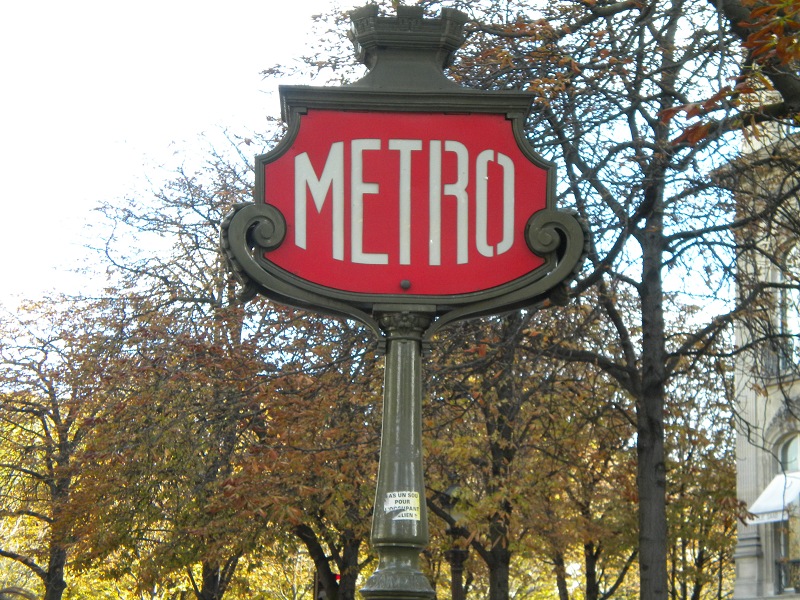 Paris_metro.JPG